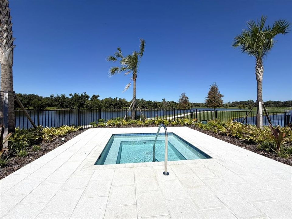 For Sale: $650,000 (3 beds, 3 baths, 2117 Square Feet)