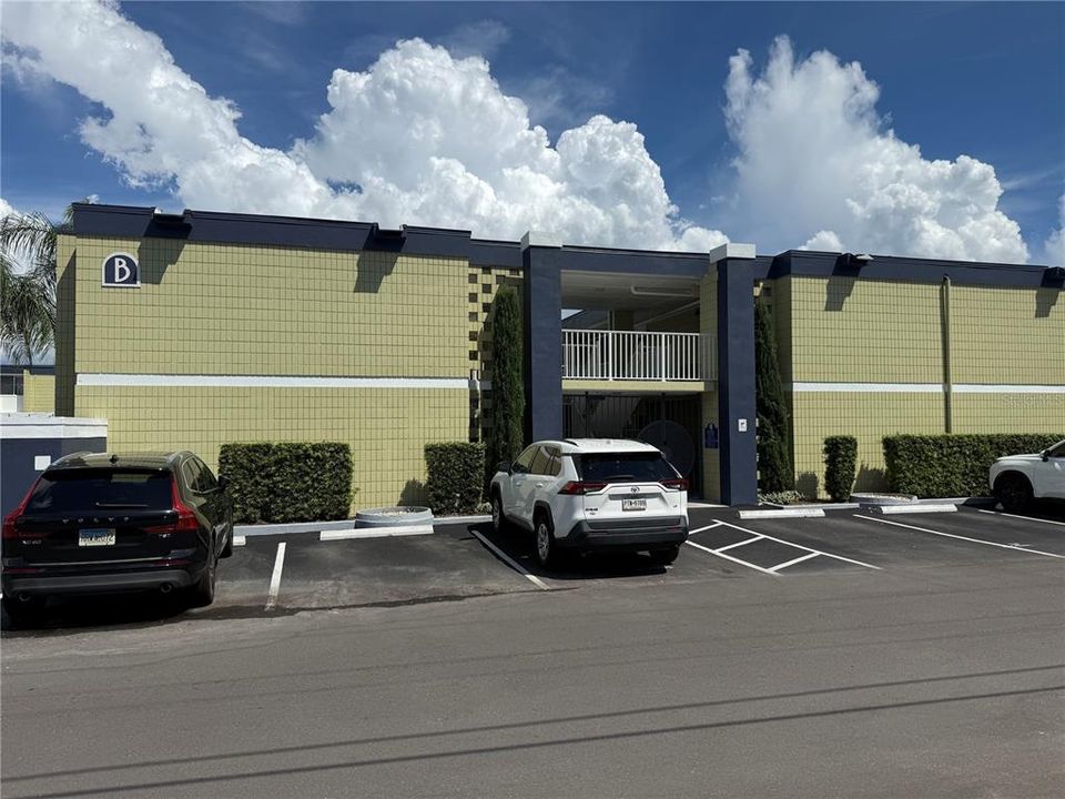 For Rent: $1,500 (1 beds, 1 baths, 551 Square Feet)