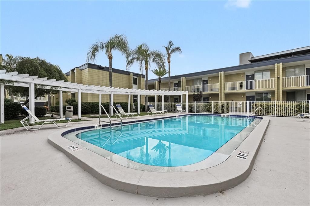 For Rent: $1,500 (1 beds, 1 baths, 551 Square Feet)