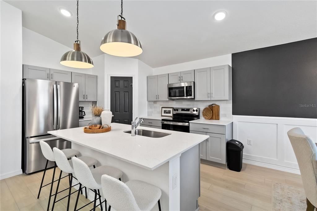 For Sale: $339,000 (3 beds, 2 baths, 1420 Square Feet)