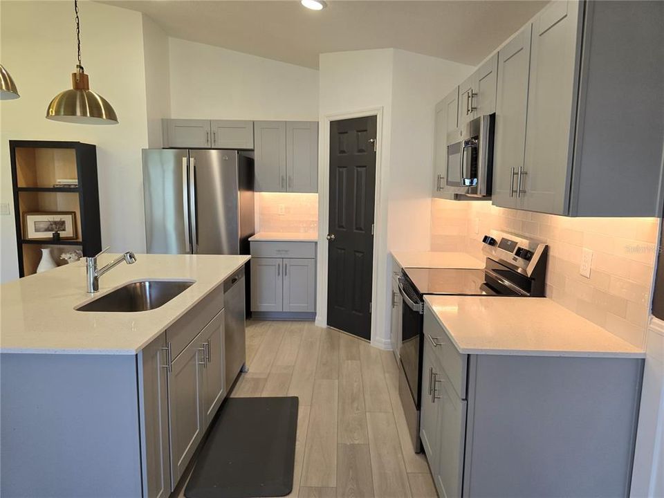 For Sale: $339,000 (3 beds, 2 baths, 1420 Square Feet)