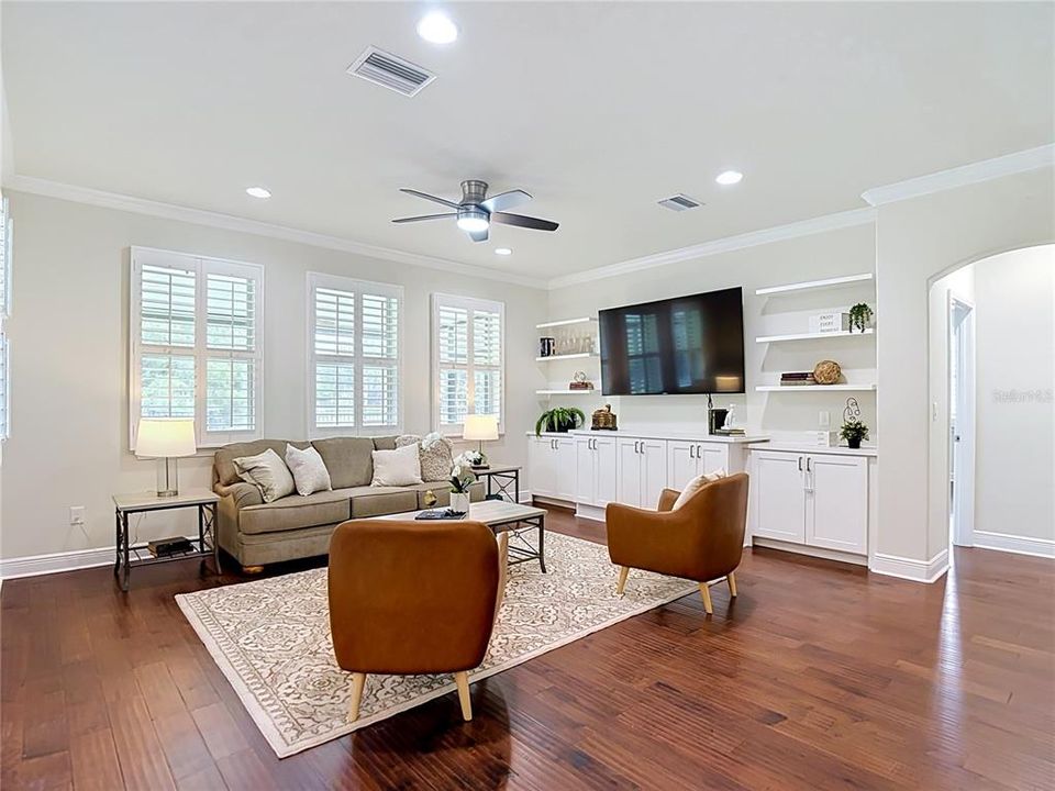 For Sale: $800,000 (4 beds, 3 baths, 3243 Square Feet)