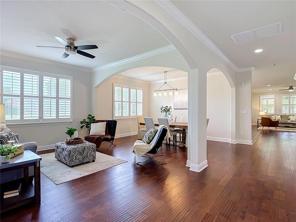 For Sale: $800,000 (4 beds, 3 baths, 3243 Square Feet)