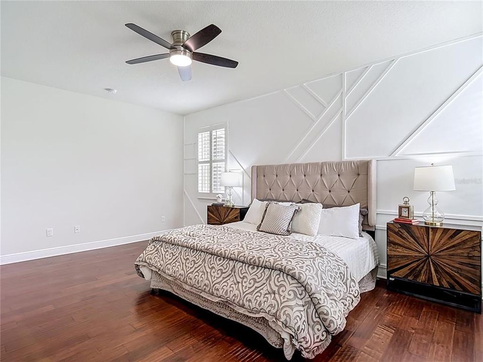 For Sale: $800,000 (4 beds, 3 baths, 3243 Square Feet)