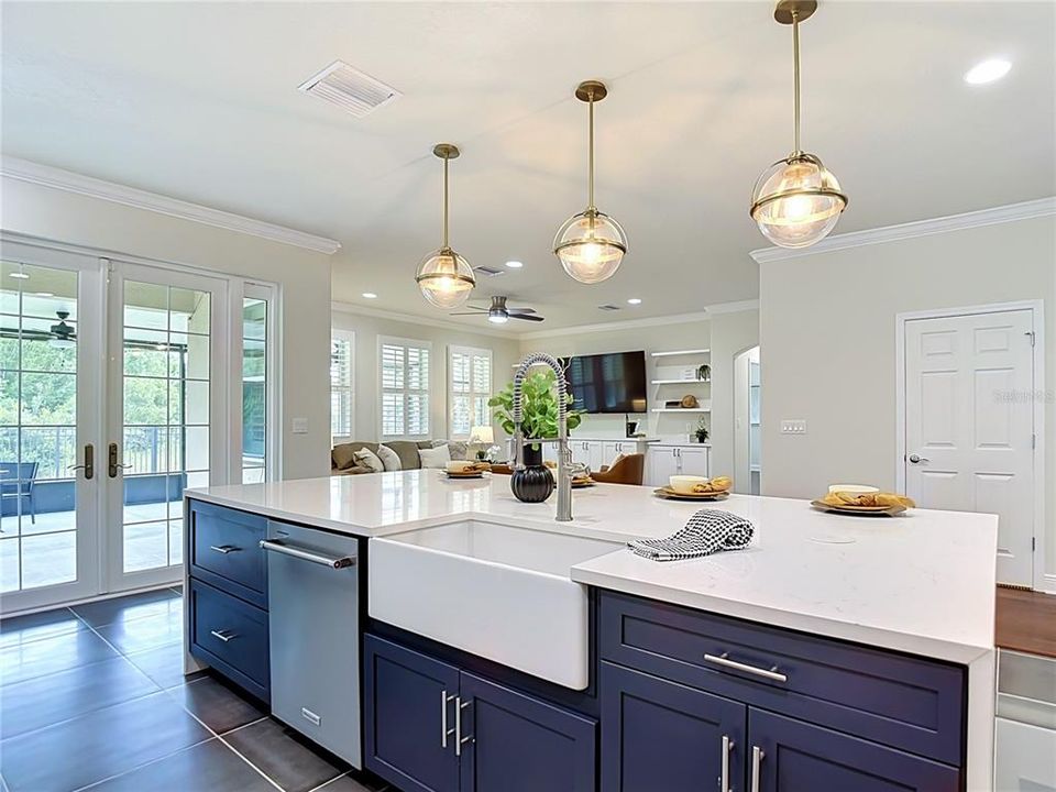 For Sale: $800,000 (4 beds, 3 baths, 3243 Square Feet)