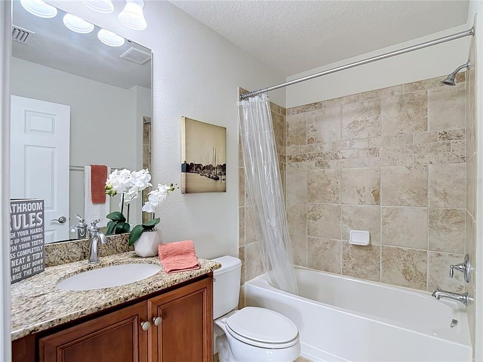 For Sale: $800,000 (4 beds, 3 baths, 3243 Square Feet)