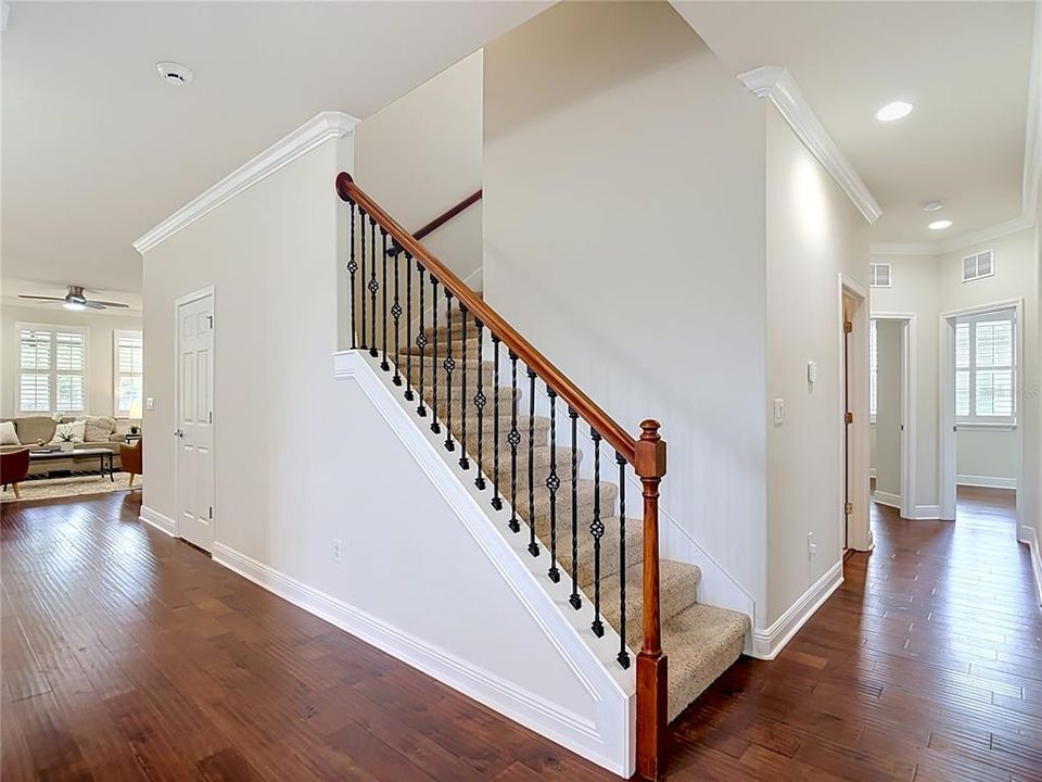For Sale: $800,000 (4 beds, 3 baths, 3243 Square Feet)