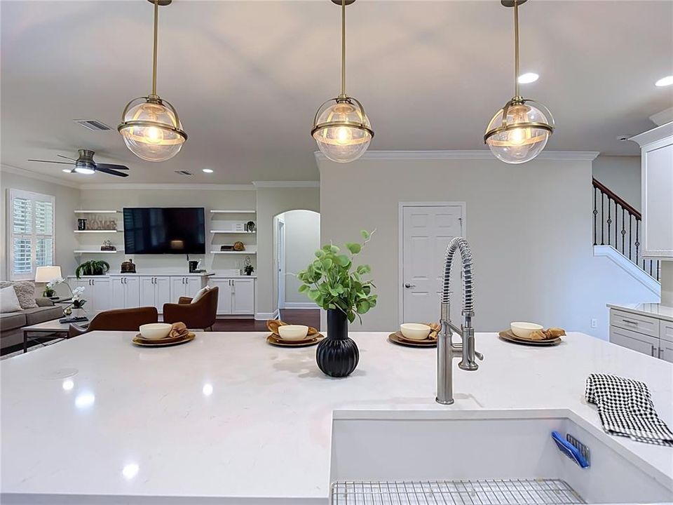 For Sale: $800,000 (4 beds, 3 baths, 3243 Square Feet)