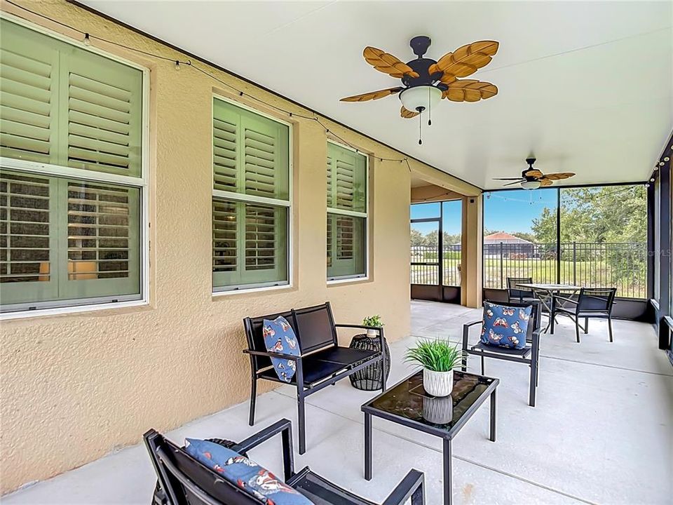 For Sale: $800,000 (4 beds, 3 baths, 3243 Square Feet)