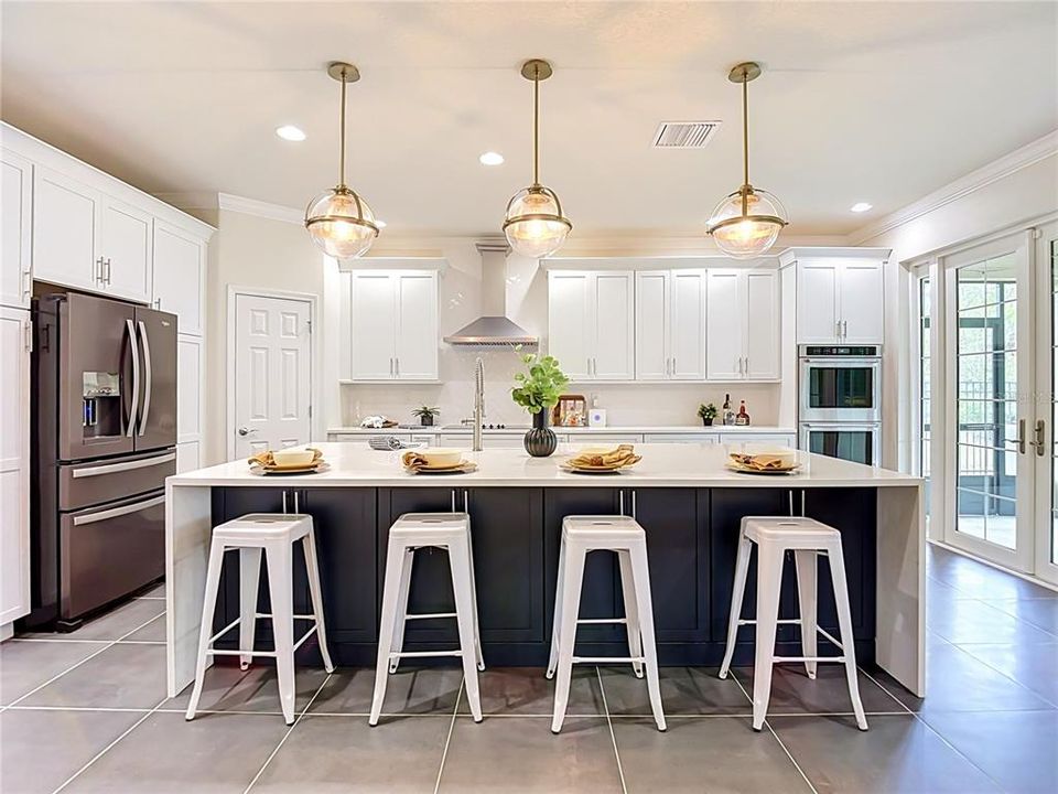 For Sale: $800,000 (4 beds, 3 baths, 3243 Square Feet)