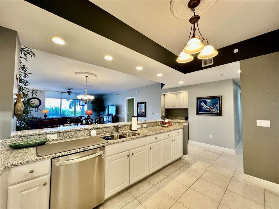For Rent: $6,000 (3 beds, 2 baths, 1825 Square Feet)