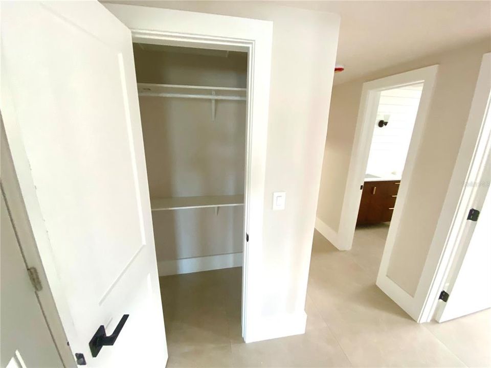 В аренду: $5,995 (3 спален, 2 ванн, 2172 Квадратных фут)