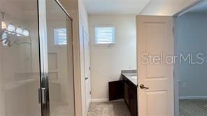 For Rent: $3,100 (4 beds, 2 baths, 2221 Square Feet)