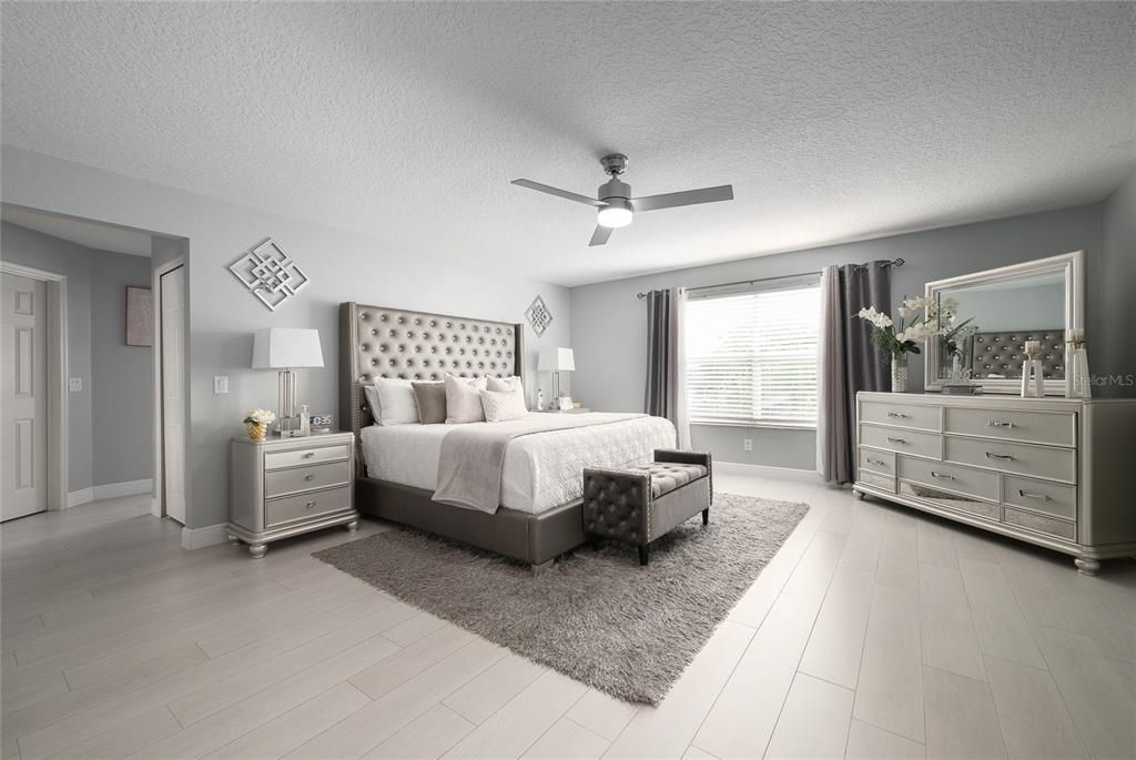 En Venta: $640,000 (5 camas, 3 baños, 2983 Pies cuadrados)