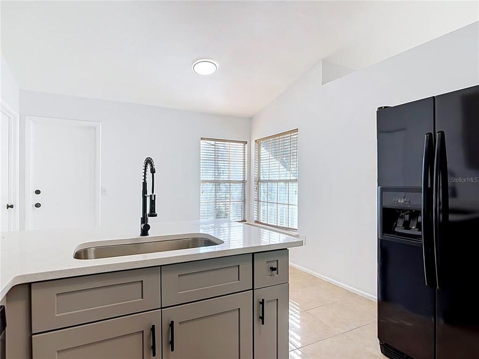 For Sale: $414,500 (3 beds, 2 baths, 1624 Square Feet)