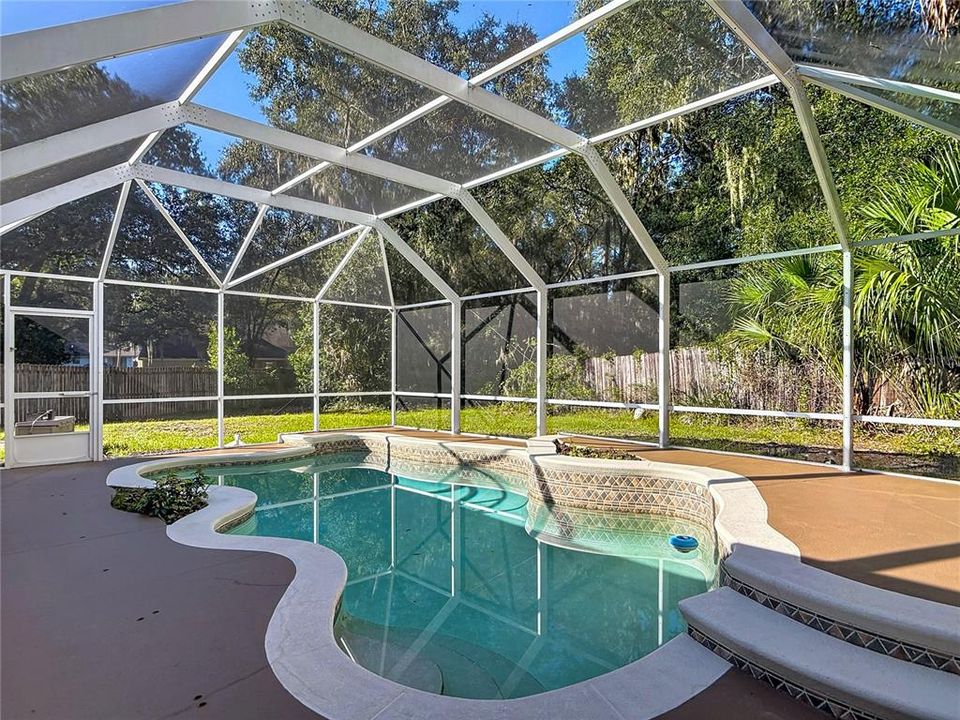 For Sale: $414,500 (3 beds, 2 baths, 1624 Square Feet)