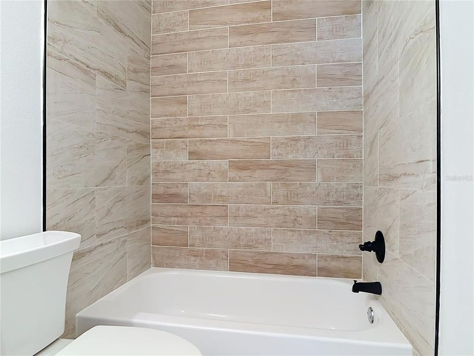 For Sale: $414,500 (3 beds, 2 baths, 1624 Square Feet)