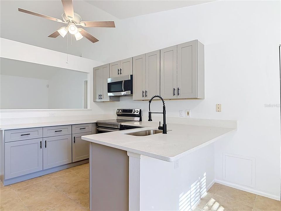 For Sale: $414,500 (3 beds, 2 baths, 1624 Square Feet)