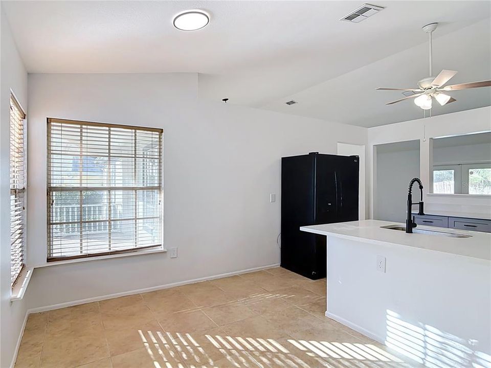 For Sale: $414,500 (3 beds, 2 baths, 1624 Square Feet)