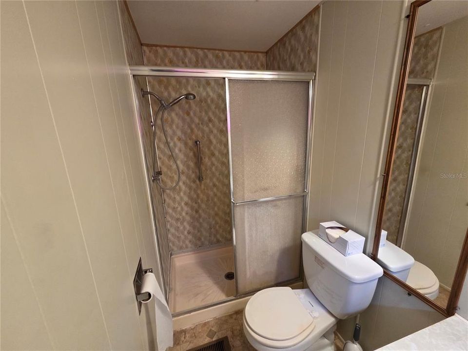 Active With Contract: $71,500 (2 beds, 2 baths, 960 Square Feet)