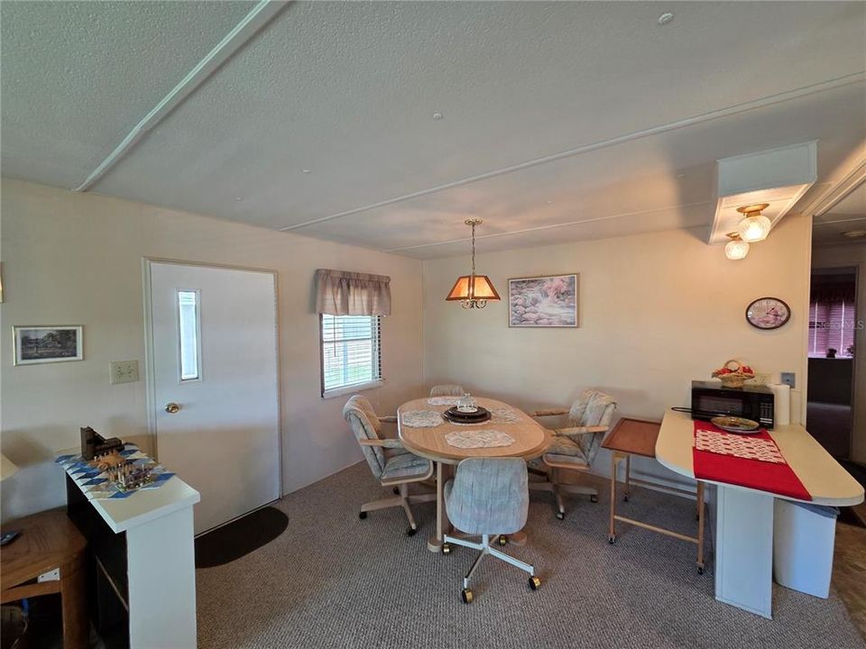 Active With Contract: $71,500 (2 beds, 2 baths, 960 Square Feet)