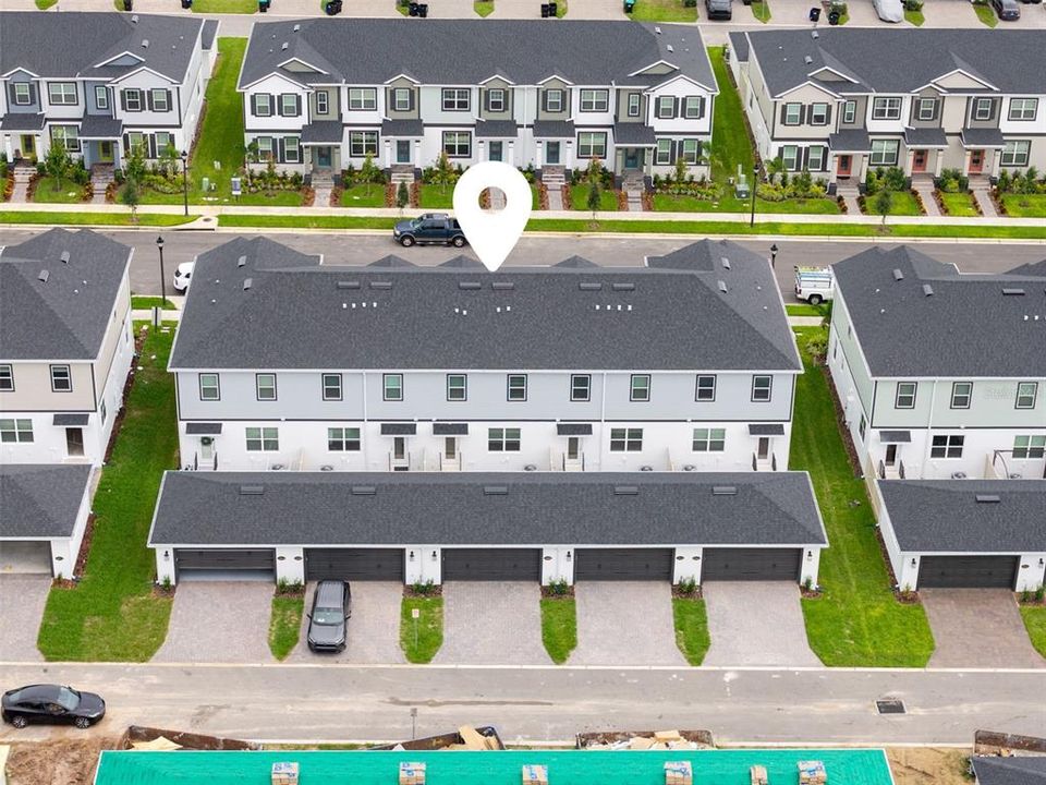 For Rent: $2,750 (3 beds, 2 baths, 1691 Square Feet)