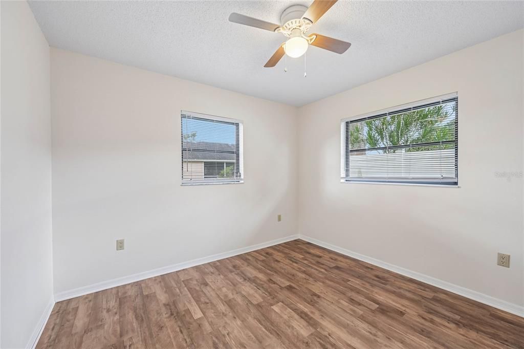 For Sale: $345,000 (3 beds, 2 baths, 1626 Square Feet)