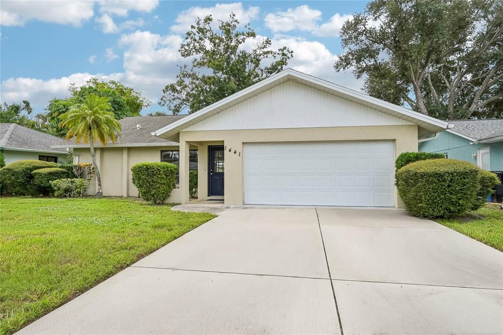 For Sale: $345,000 (3 beds, 2 baths, 1626 Square Feet)