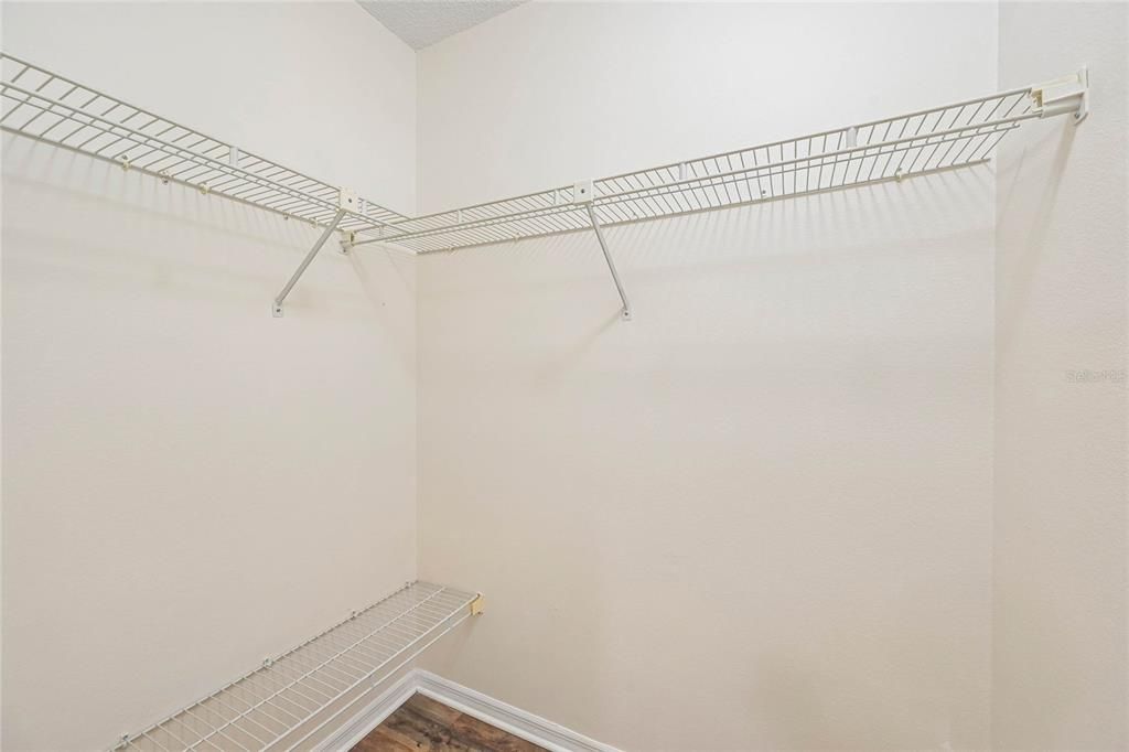 For Sale: $345,000 (3 beds, 2 baths, 1626 Square Feet)