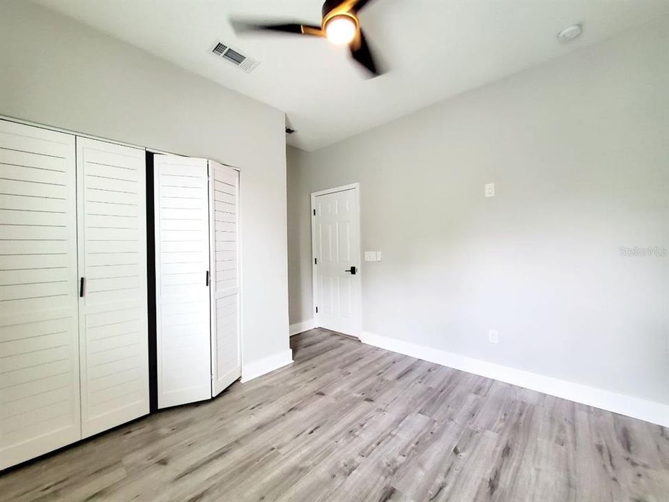 For Rent: $2,200 (3 beds, 2 baths, 1391 Square Feet)