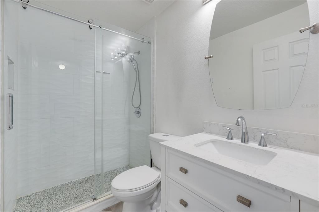 For Sale: $499,999 (4 beds, 3 baths, 2208 Square Feet)