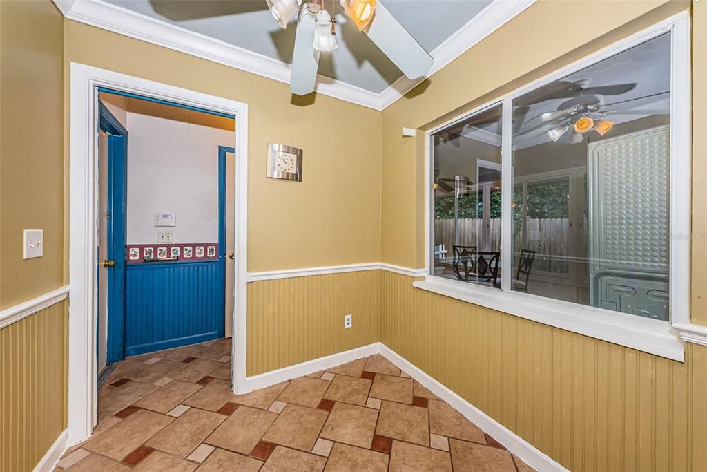 Active With Contract: $560,000 (3 beds, 3 baths, 2083 Square Feet)