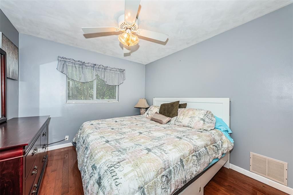 Active With Contract: $560,000 (3 beds, 3 baths, 2083 Square Feet)