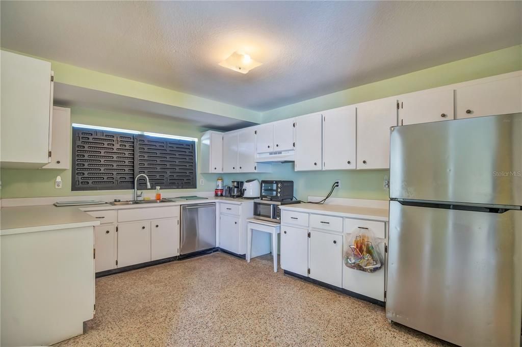 На продажу: $465,000 (3 спален, 2 ванн, 1772 Квадратных фут)