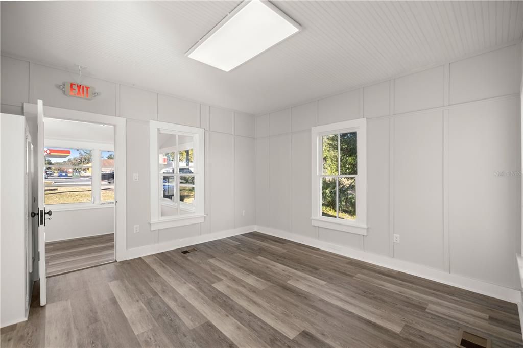 En Venta: $299,900 (0 camas, 0 baños, 1100 Pies cuadrados)