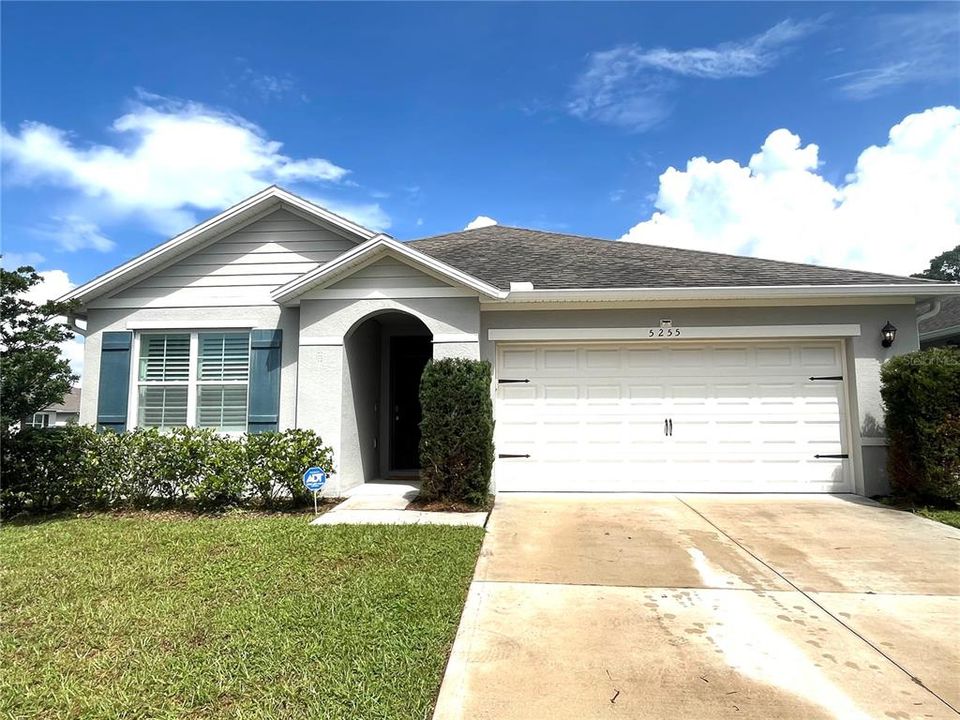 For Rent: $2,450 (3 beds, 2 baths, 1672 Square Feet)