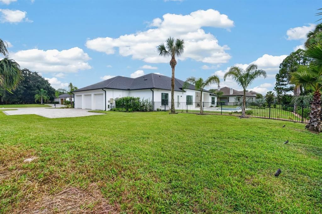 En Venta: $1,525,000 (3 camas, 3 baños, 3550 Pies cuadrados)
