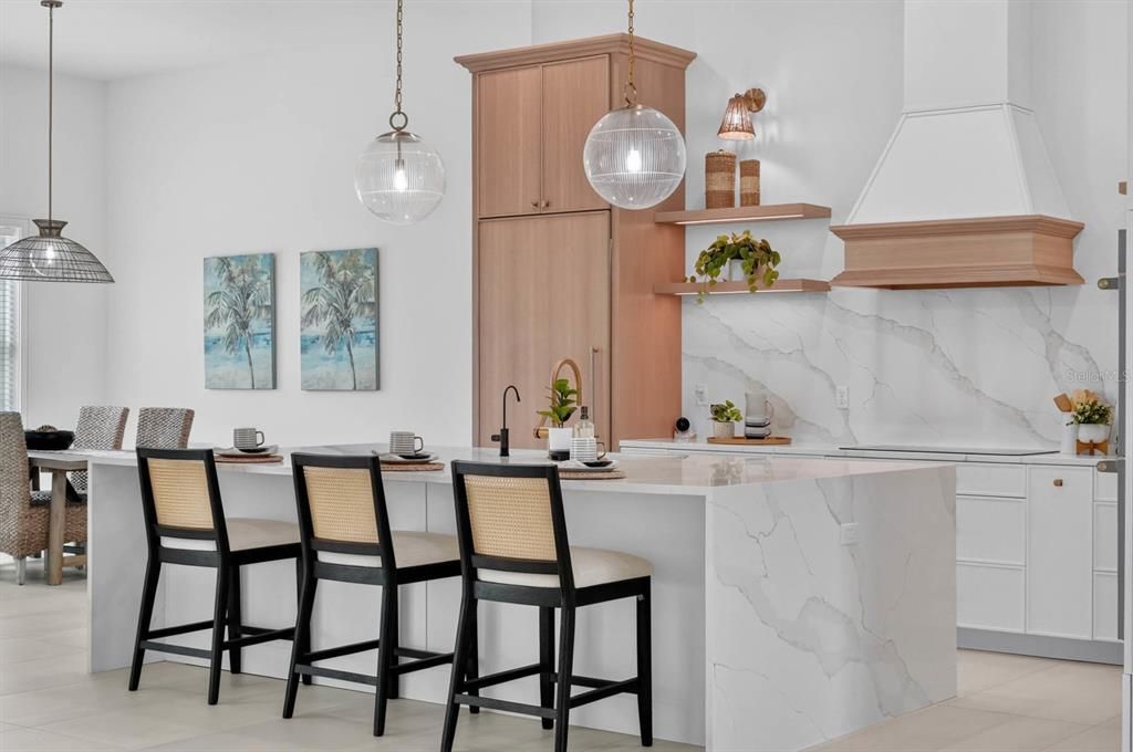 En Venta: $1,525,000 (3 camas, 3 baños, 3550 Pies cuadrados)