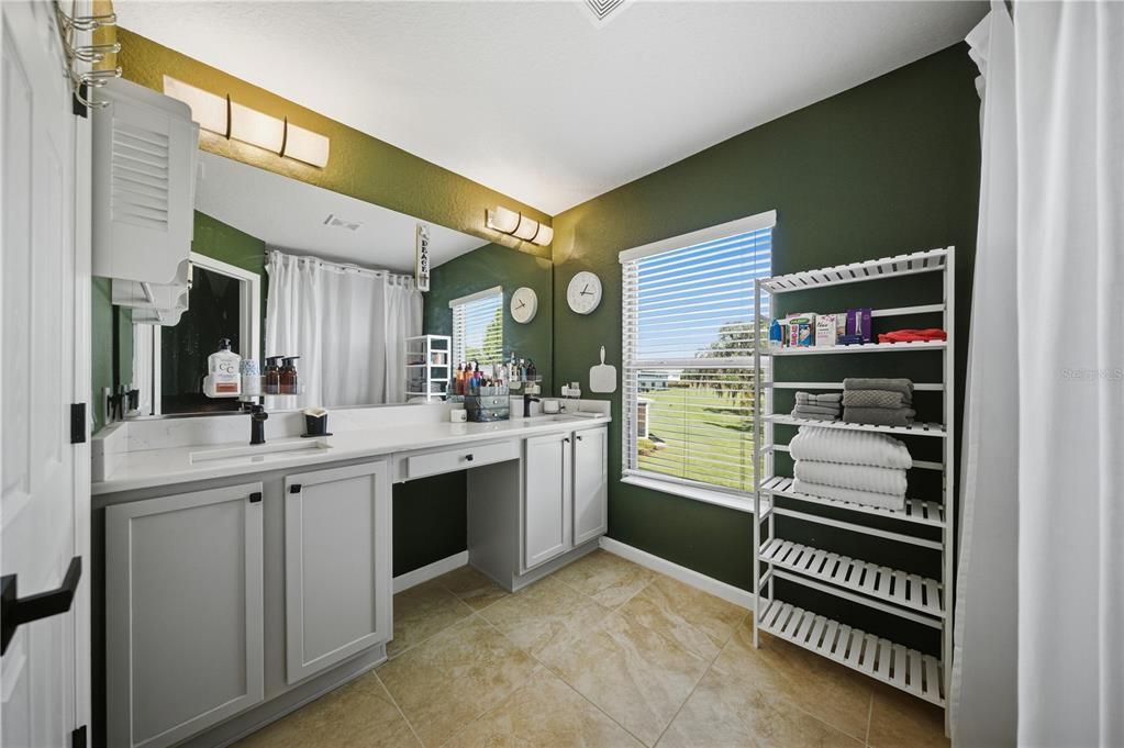 For Sale: $224,000 (3 beds, 2 baths, 1542 Square Feet)