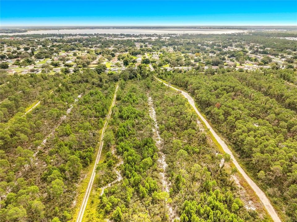 На продажу: $11,500 (0.23 acres)