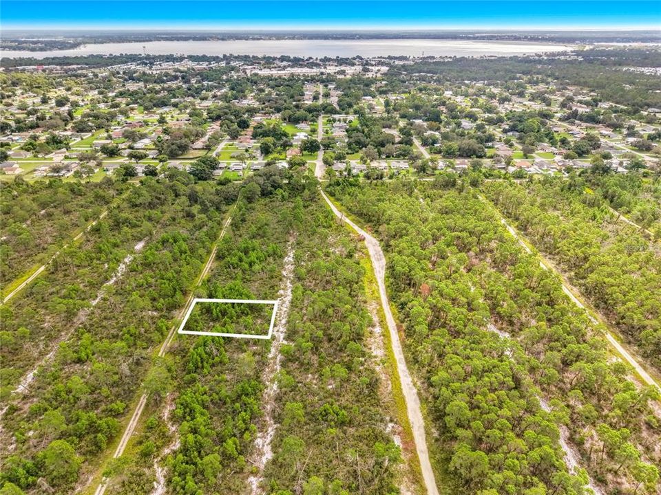 На продажу: $11,500 (0.23 acres)