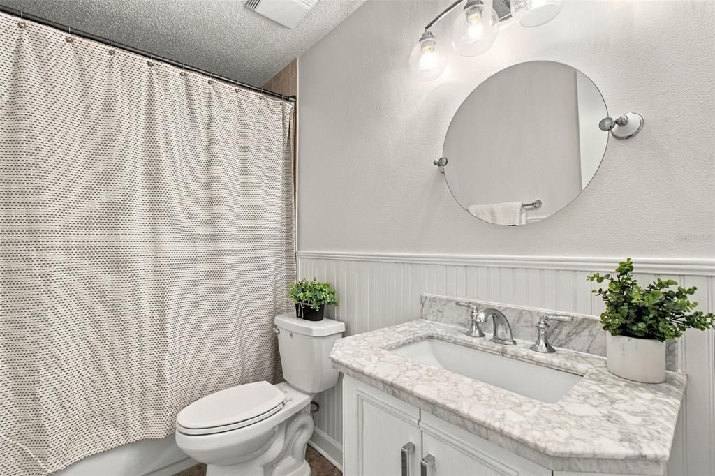 For Sale: $425,000 (3 beds, 2 baths, 1596 Square Feet)
