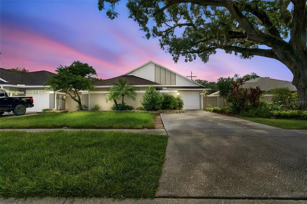 For Sale: $425,000 (3 beds, 2 baths, 1596 Square Feet)