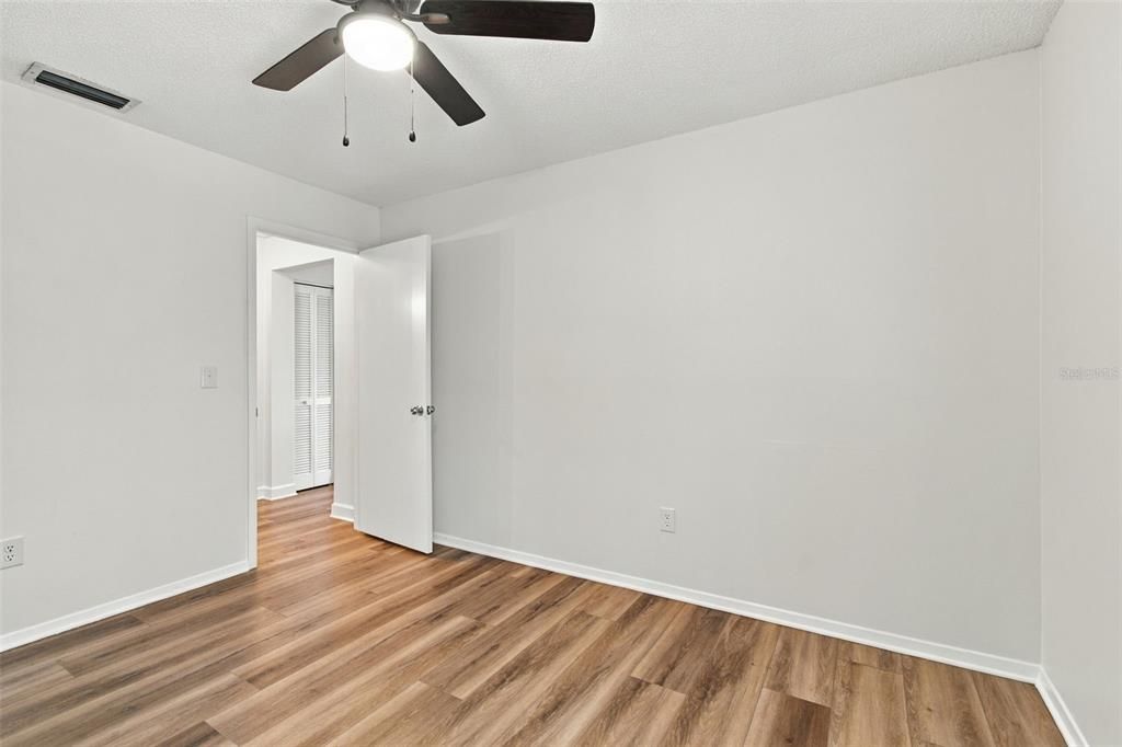 For Sale: $425,000 (3 beds, 2 baths, 1596 Square Feet)