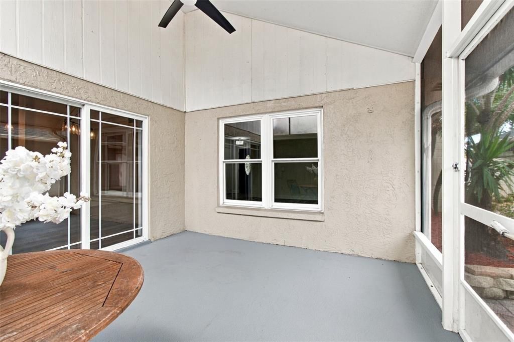 For Sale: $425,000 (3 beds, 2 baths, 1596 Square Feet)