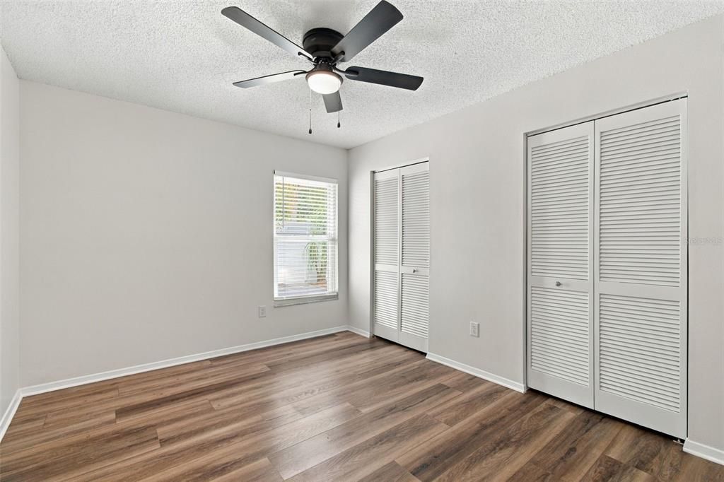 For Sale: $425,000 (3 beds, 2 baths, 1596 Square Feet)