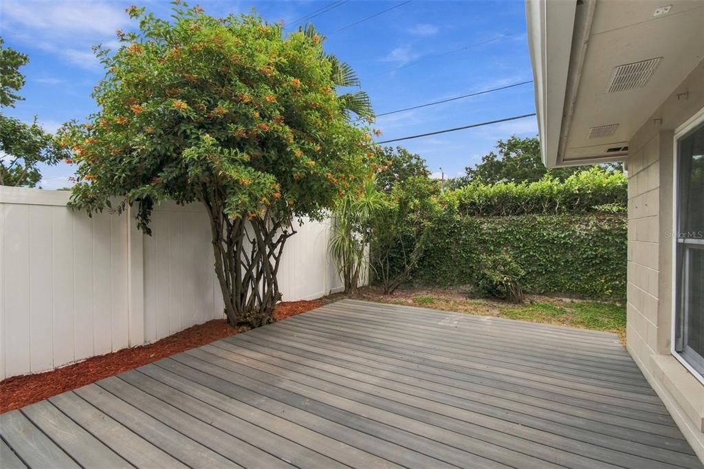 For Sale: $425,000 (3 beds, 2 baths, 1596 Square Feet)
