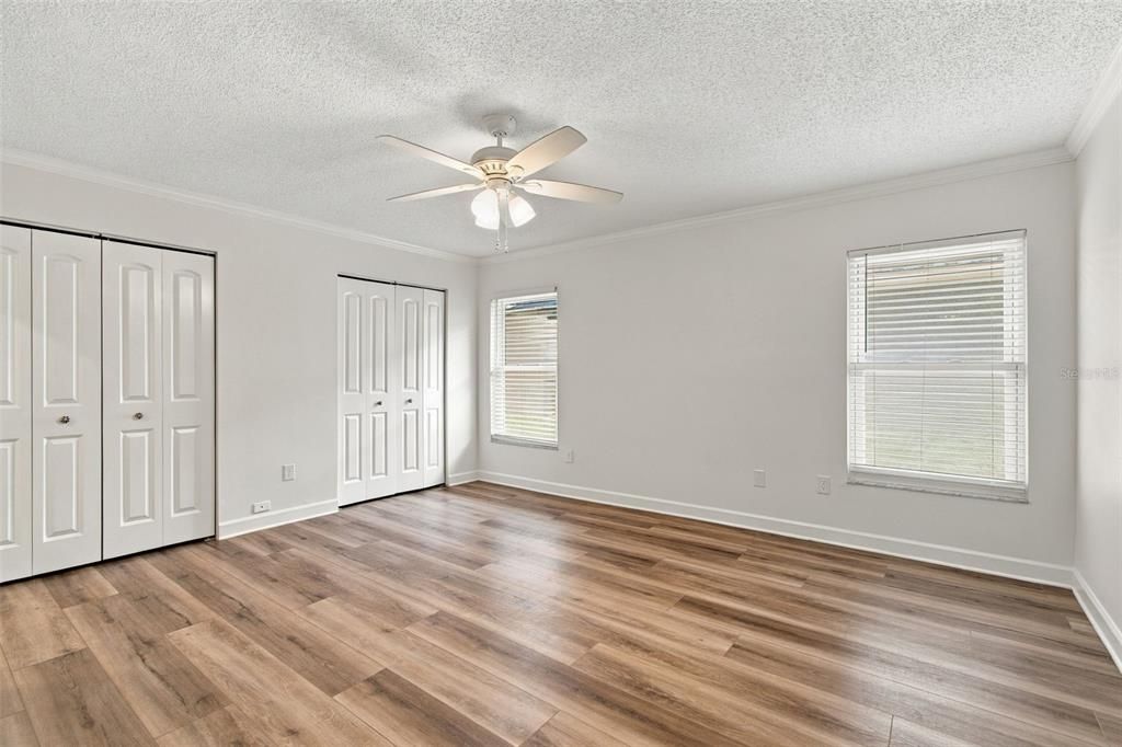 For Sale: $425,000 (3 beds, 2 baths, 1596 Square Feet)