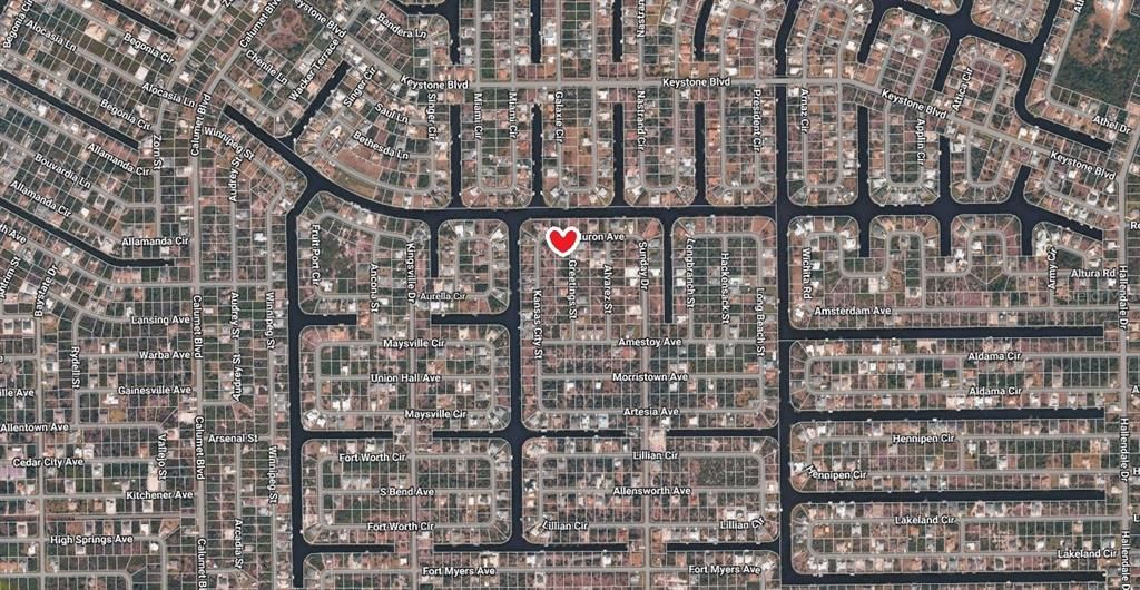 На продажу: $18,500 (0.23 acres)
