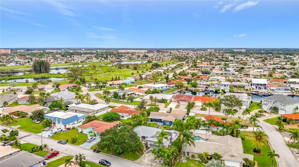 For Sale: $325,000 (3 beds, 2 baths, 1665 Square Feet)